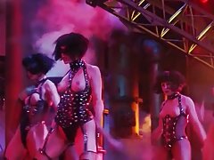 Sexo rubias culonas tetonas xxx en grupo en el coche
